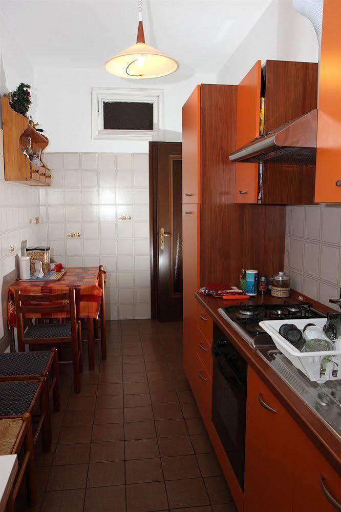 B&B A Room For Holiday Рим Экстерьер фото