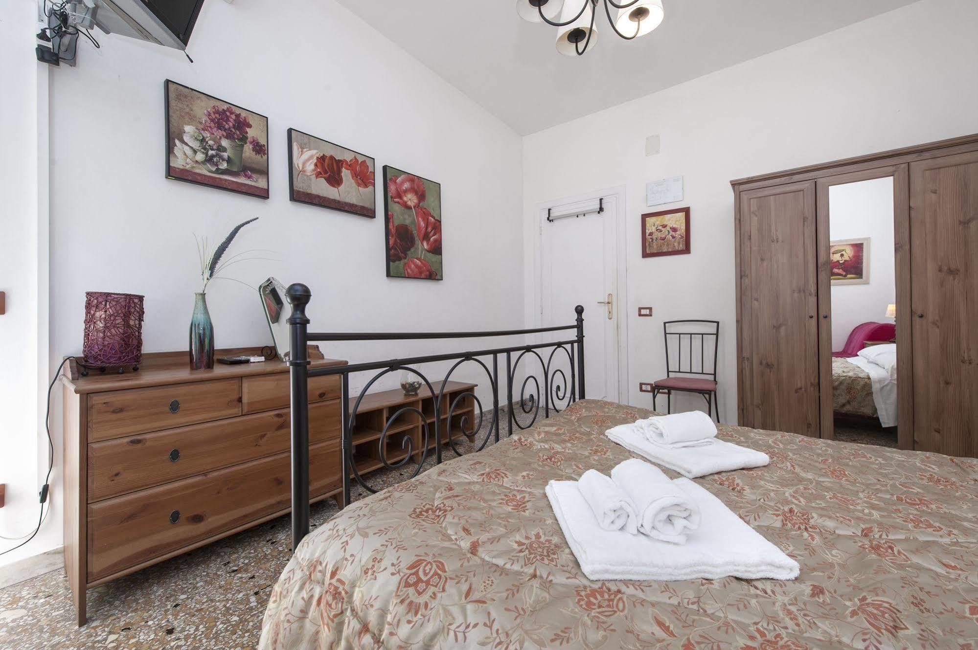 B&B A Room For Holiday Рим Экстерьер фото