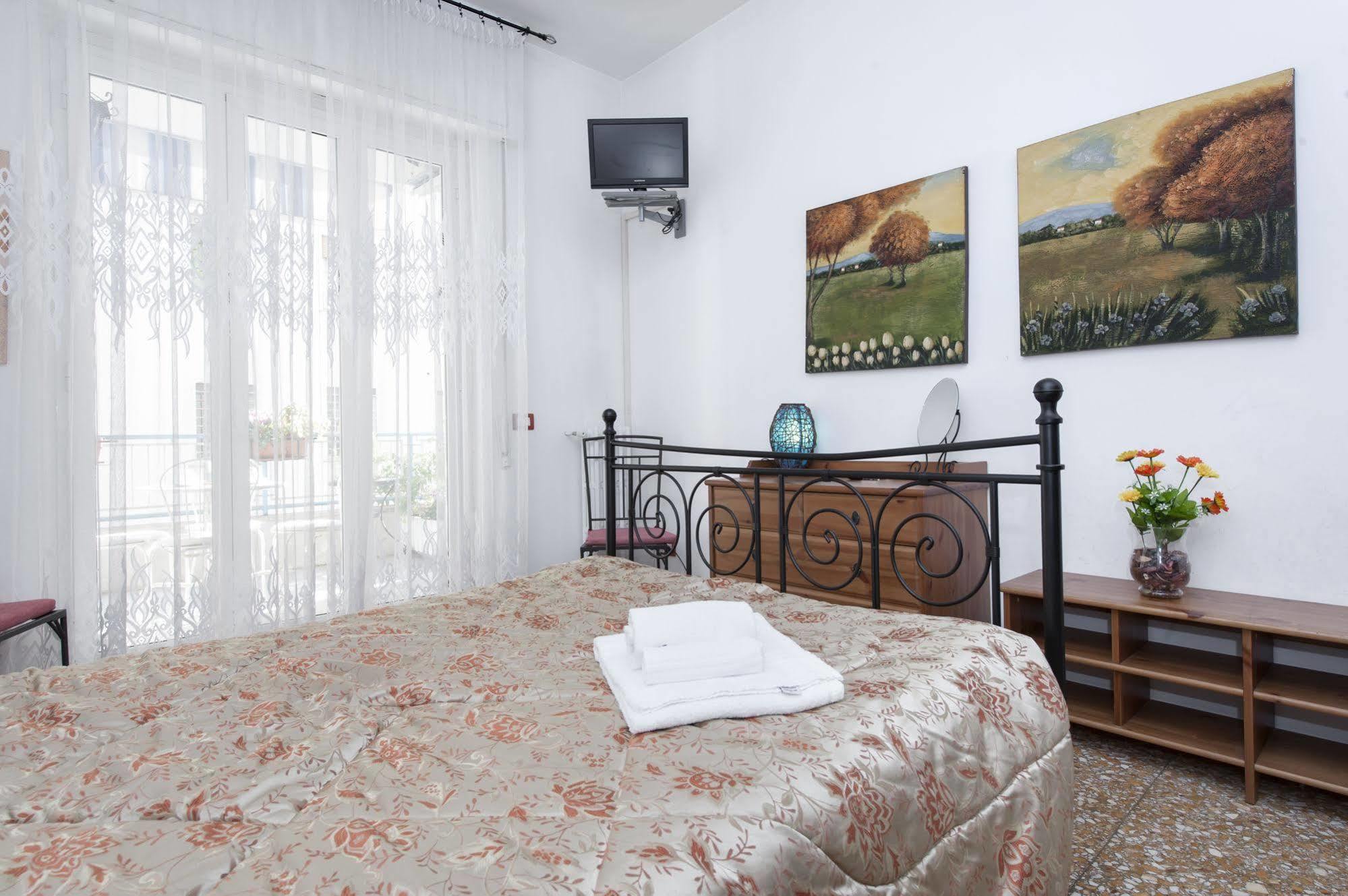 B&B A Room For Holiday Рим Экстерьер фото